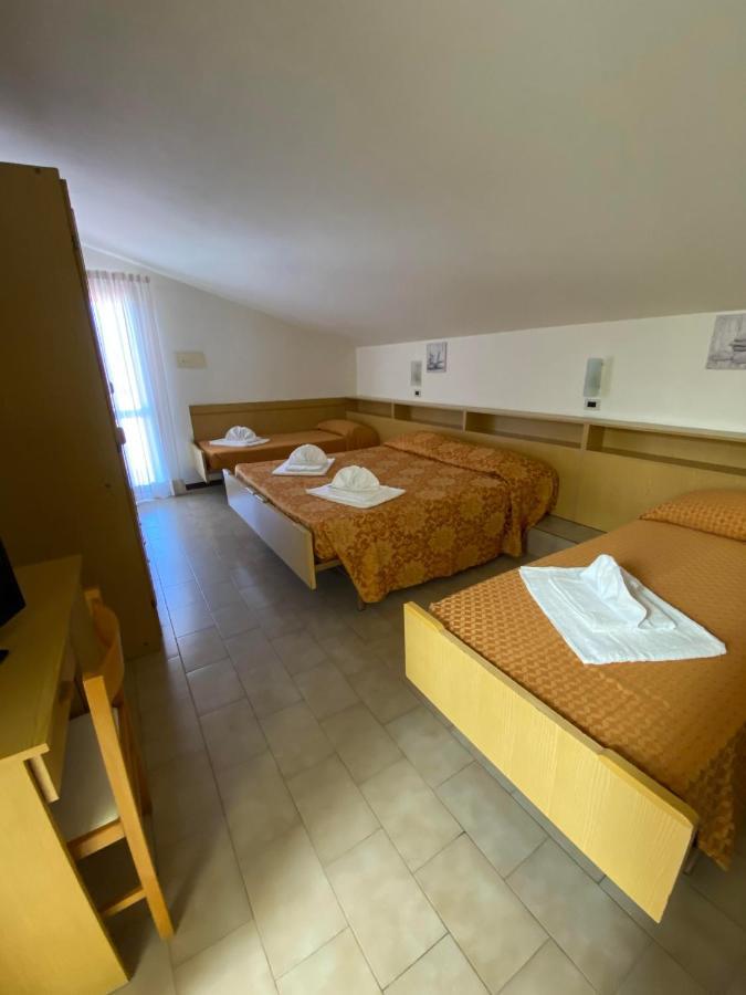 Hotel Granada Cattolica Exterior photo