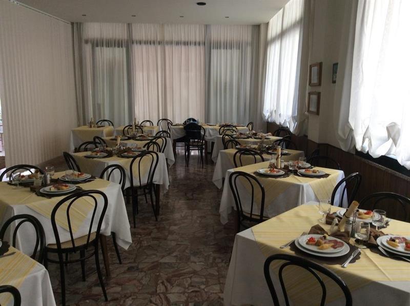 Hotel Granada Cattolica Exterior photo